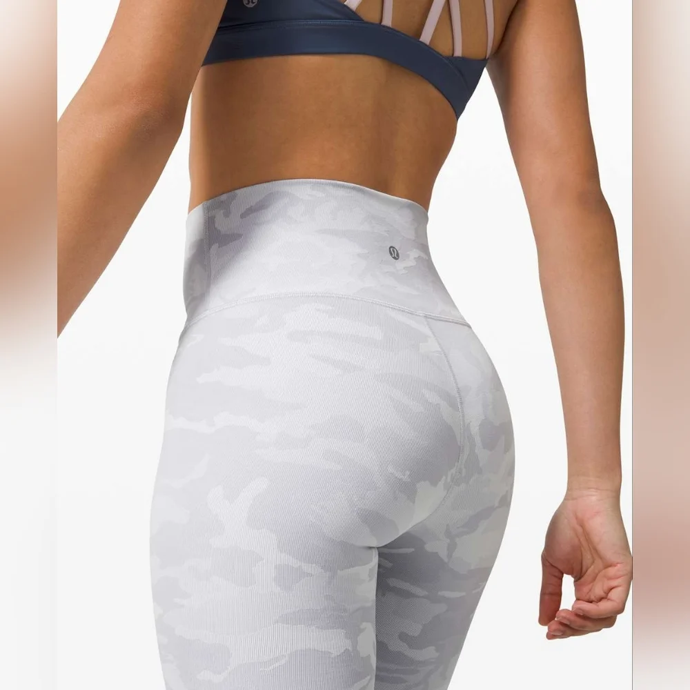 Lululemon Wunder Under High-Rise Tight 28